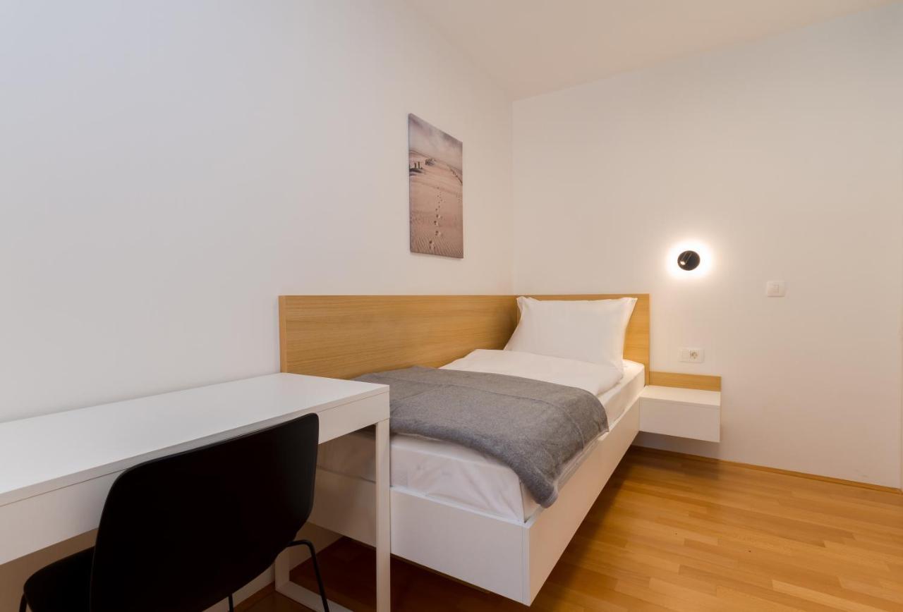 בפורטורוז Premium Sea Side Marina Apartment By Locap Group מראה חיצוני תמונה