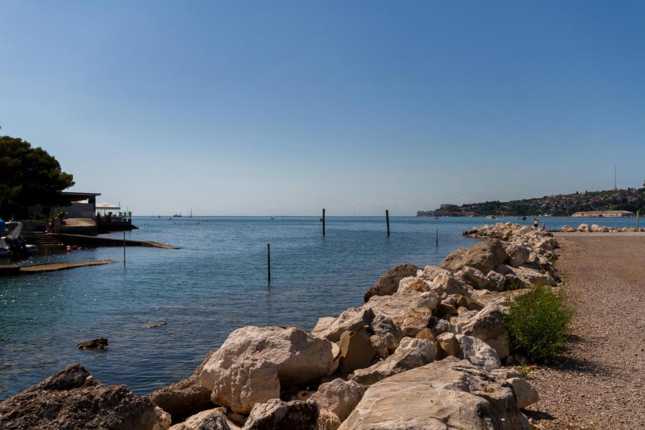 בפורטורוז Premium Sea Side Marina Apartment By Locap Group מראה חיצוני תמונה